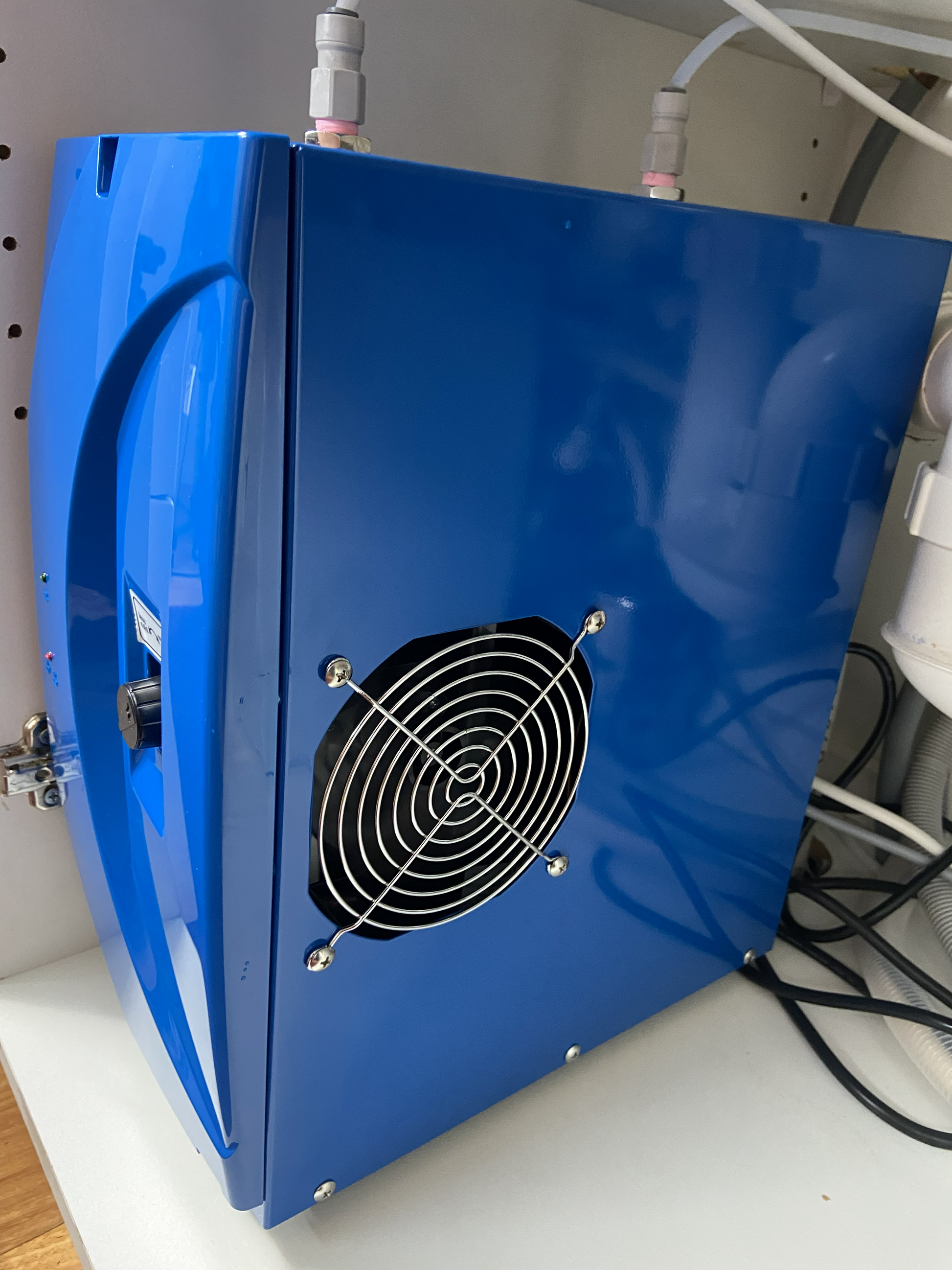 Everchill 1.2 litre under sink chiller side profile